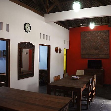 Villa Buddha Malioboro ยอกยาการ์ตา ภายนอก รูปภาพ