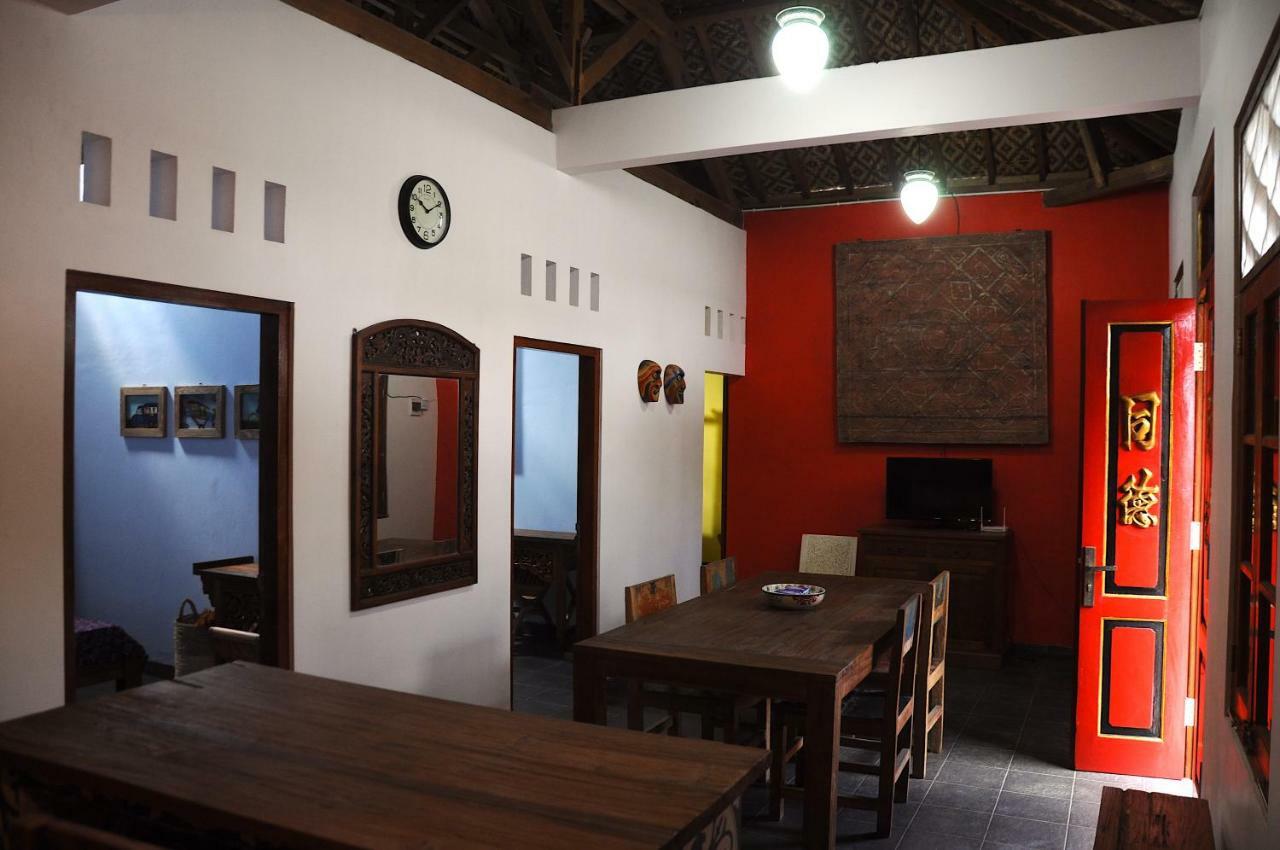 Villa Buddha Malioboro ยอกยาการ์ตา ภายนอก รูปภาพ