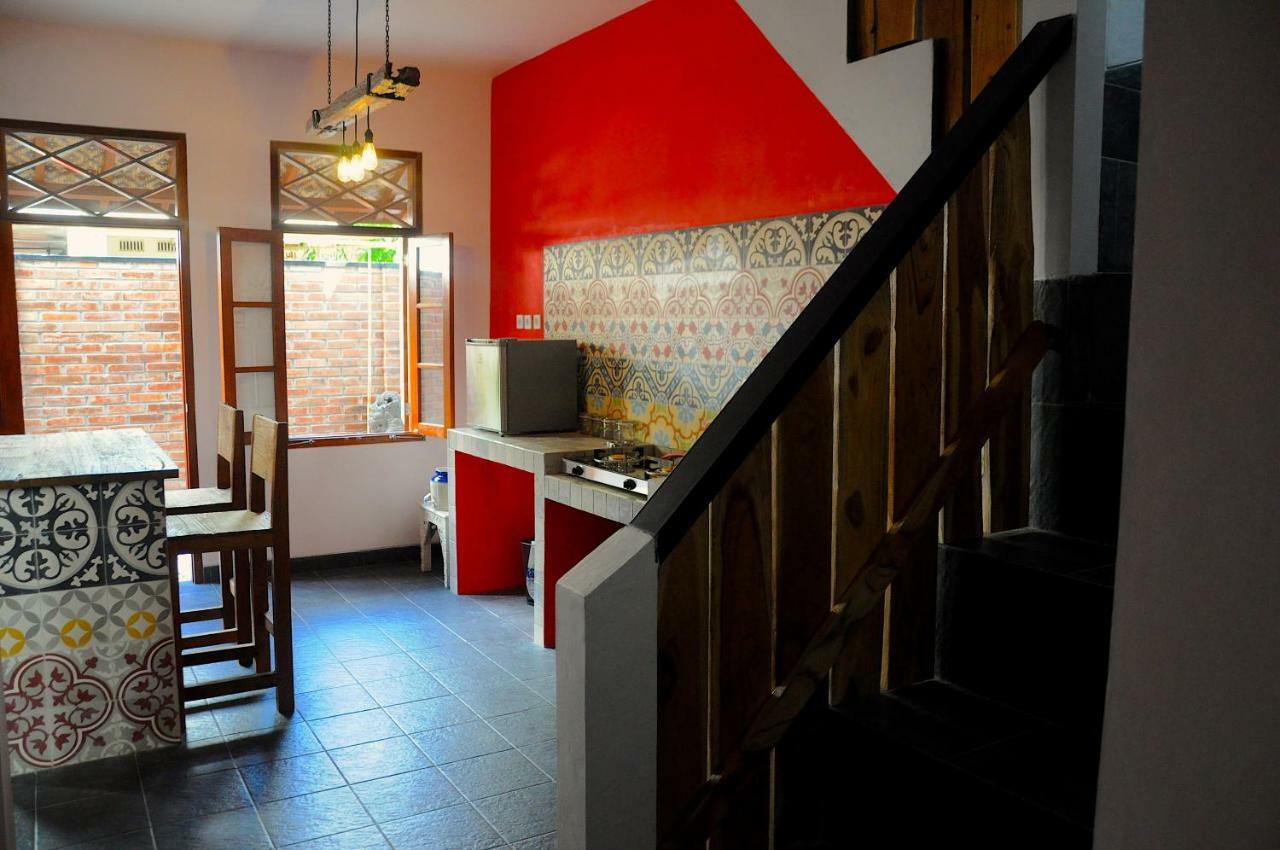 Villa Buddha Malioboro ยอกยาการ์ตา ภายนอก รูปภาพ